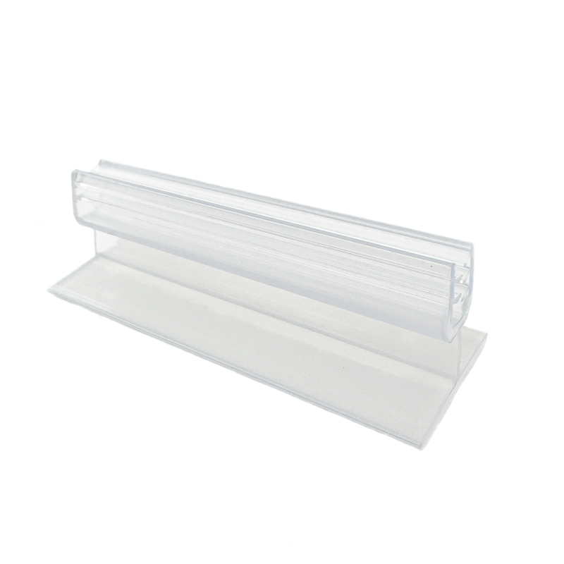 Kartenhalter transparent aus PVC, flexibel und selbstklebend mit PE Schaum Träger im 90 Grad Winkel zur Aufnahme von Preisschildern aus Papier oder Karton.